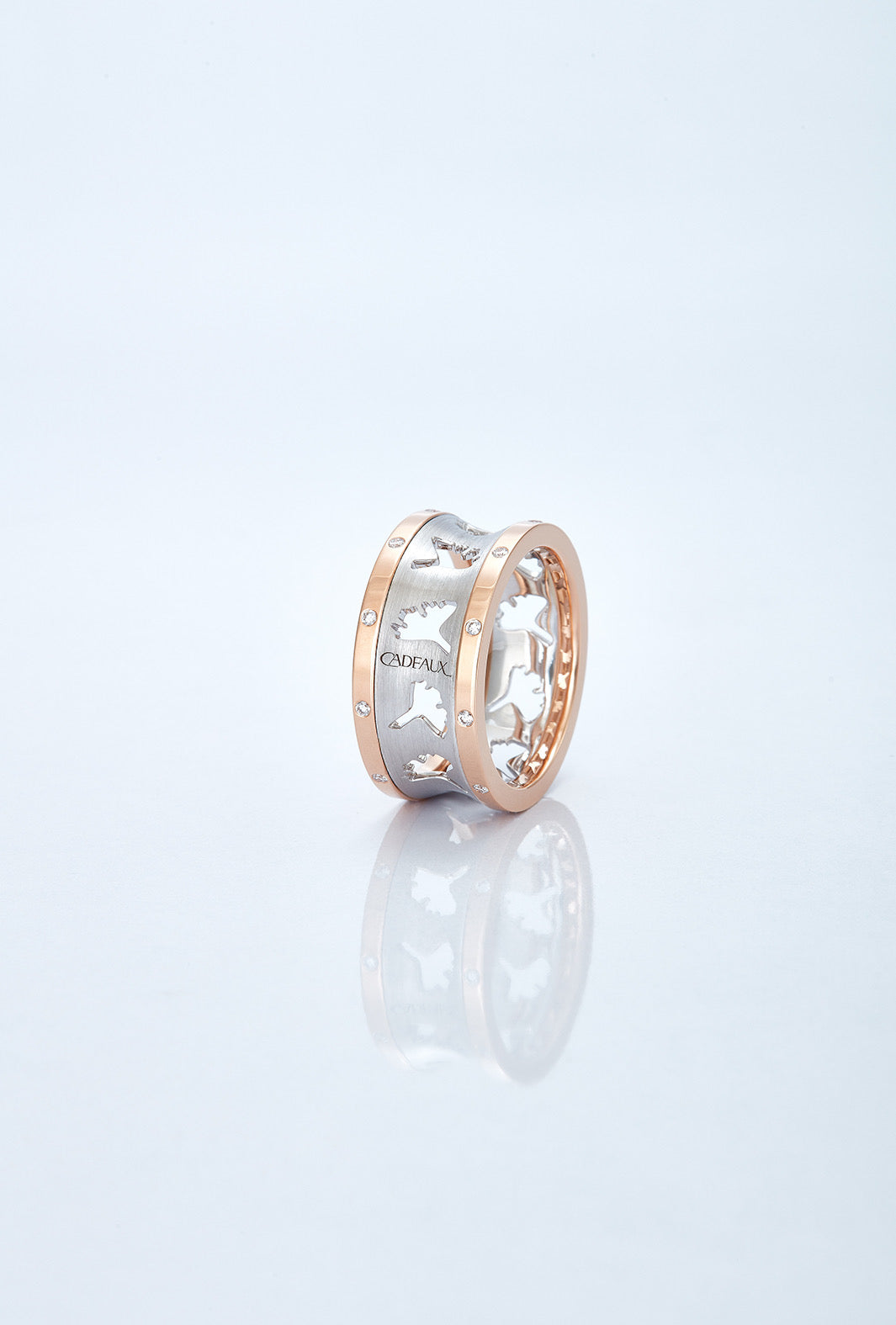 DANCE RING
